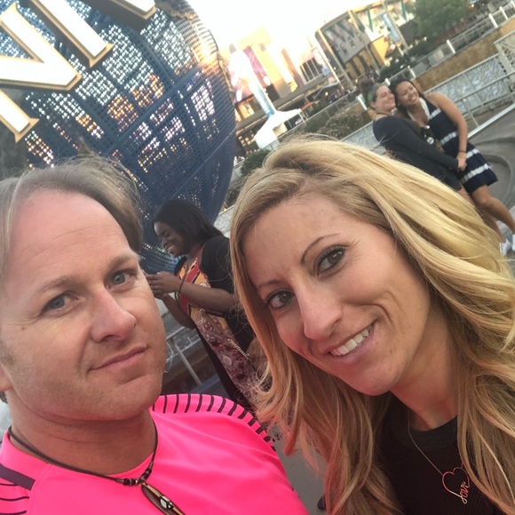 HUGE SALE!!!  Check out my closet! - Picture 1 of 2